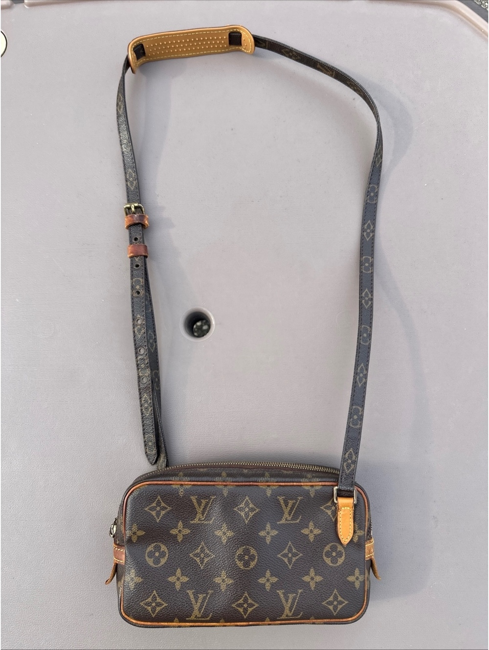 Louis Vuitton Pochette Marly Bandouliere Monogram Crossbody Bag Vintage 2003